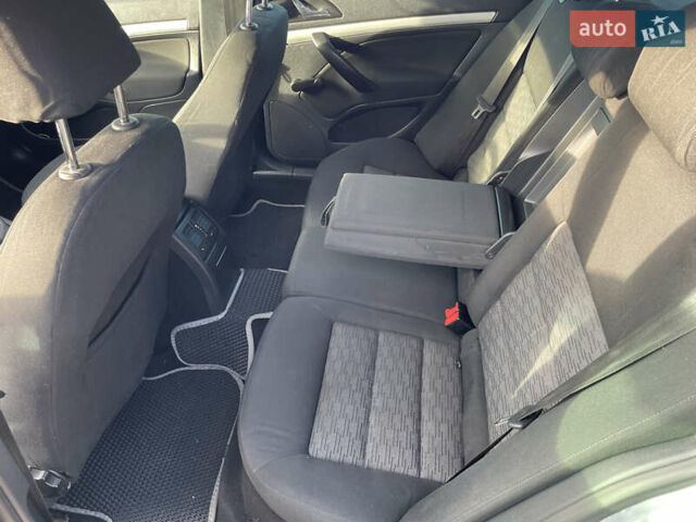 Серый Шкода Октавия, объемом двигателя 1.6 л и пробегом 295 тыс. км за 6800 $, фото 13 на Automoto.ua