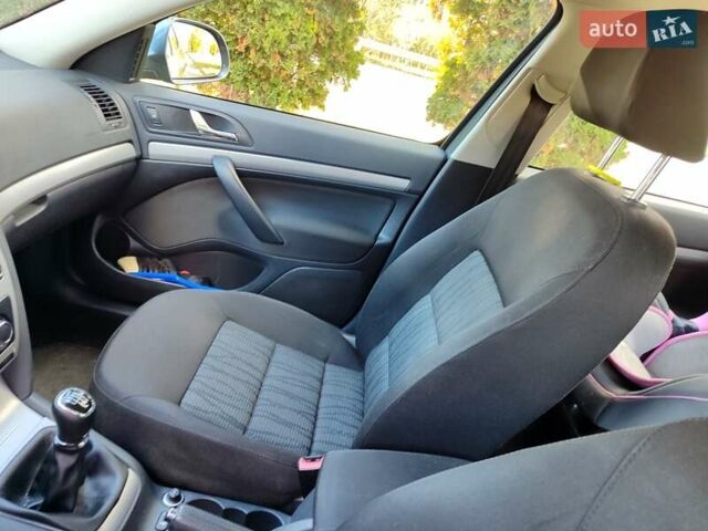 Серый Шкода Октавия, объемом двигателя 1.4 л и пробегом 185 тыс. км за 7888 $, фото 14 на Automoto.ua