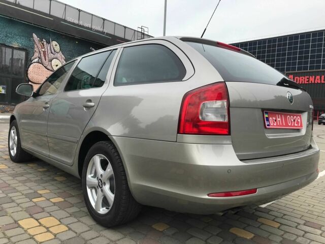 Серый Шкода Октавия, объемом двигателя 0 л и пробегом 187 тыс. км за 7850 $, фото 9 на Automoto.ua