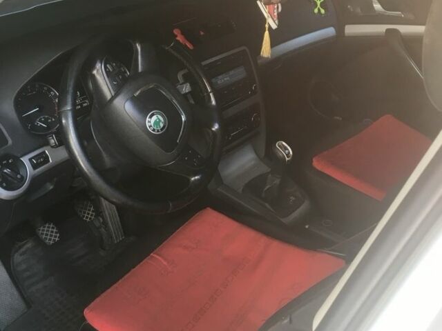 Сірий Шкода Октавія, об'ємом двигуна 1.6 л та пробігом 243 тис. км за 7000 $, фото 5 на Automoto.ua