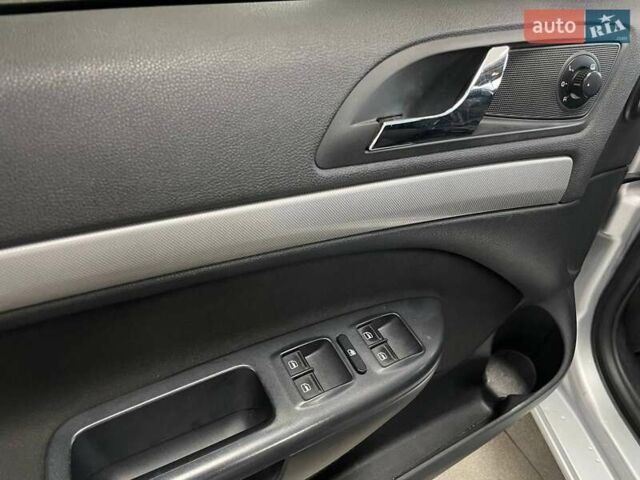 Сірий Шкода Октавія, об'ємом двигуна 1.6 л та пробігом 250 тис. км за 7790 $, фото 15 на Automoto.ua