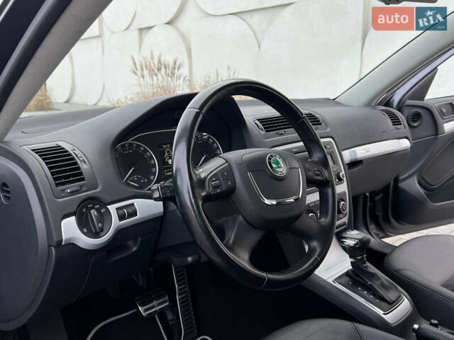 Серый Шкода Октавия, объемом двигателя 2 л и пробегом 211 тыс. км за 13200 $, фото 57 на Automoto.ua