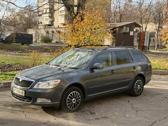 Сірий Шкода Октавія, об'ємом двигуна 1.6 л та пробігом 228 тис. км за 7900 $, фото 18 на Automoto.ua
