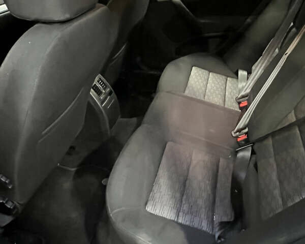 Серый Шкода Октавия, объемом двигателя 1.2 л и пробегом 122 тыс. км за 7200 $, фото 13 на Automoto.ua