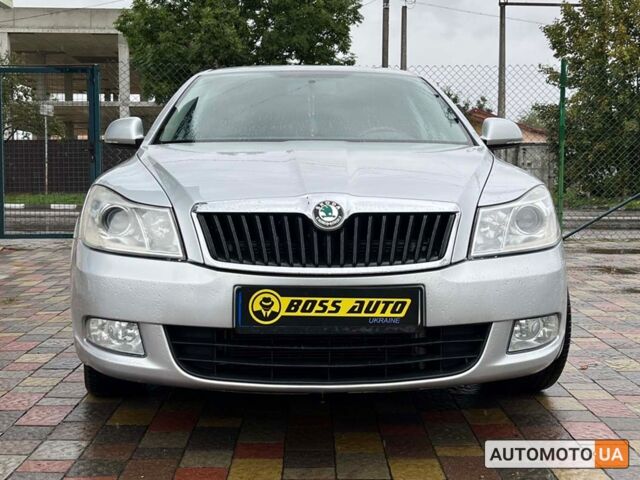 Серый Шкода Октавия, объемом двигателя 1.6 л и пробегом 296 тыс. км за 8999 $, фото 1 на Automoto.ua