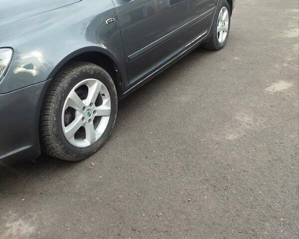 Сірий Шкода Октавія, об'ємом двигуна 1.4 л та пробігом 182 тис. км за 7600 $, фото 1 на Automoto.ua