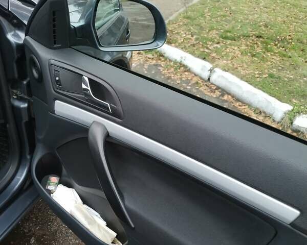 Серый Шкода Октавия, объемом двигателя 1.2 л и пробегом 239 тыс. км за 6000 $, фото 16 на Automoto.ua