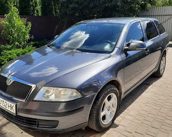 Сірий Шкода Октавія, об'ємом двигуна 1.6 л та пробігом 270 тис. км за 7094 $, фото 1 на Automoto.ua