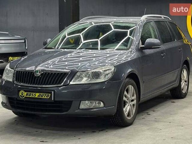 Серый Шкода Октавия, объемом двигателя 1.8 л и пробегом 276 тыс. км за 8800 $, фото 2 на Automoto.ua