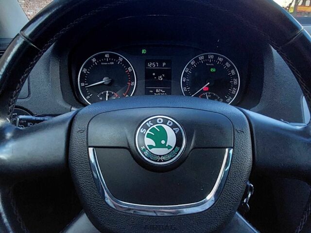 Серый Шкода Октавия, объемом двигателя 1.8 л и пробегом 240 тыс. км за 8550 $, фото 16 на Automoto.ua