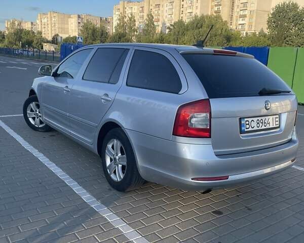 Серый Шкода Октавия, объемом двигателя 1.6 л и пробегом 295 тыс. км за 8000 $, фото 10 на Automoto.ua