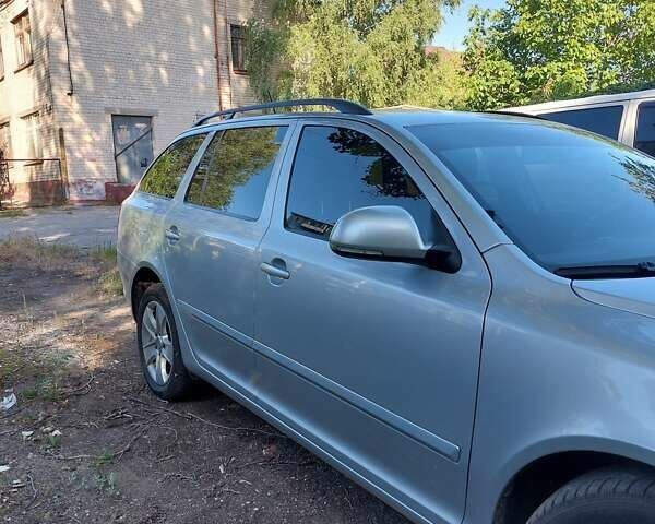 Серый Шкода Октавия, объемом двигателя 1.8 л и пробегом 118 тыс. км за 7200 $, фото 3 на Automoto.ua