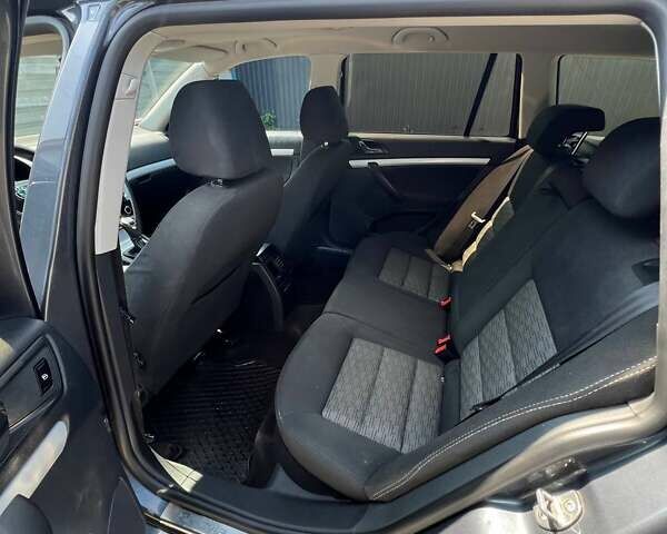 Сірий Шкода Октавія, об'ємом двигуна 1.6 л та пробігом 305 тис. км за 8200 $, фото 16 на Automoto.ua