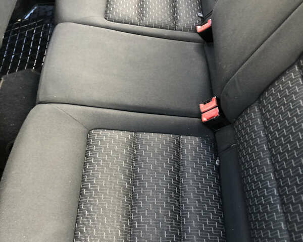 Серый Шкода Октавия, объемом двигателя 1.6 л и пробегом 248 тыс. км за 6700 $, фото 10 на Automoto.ua