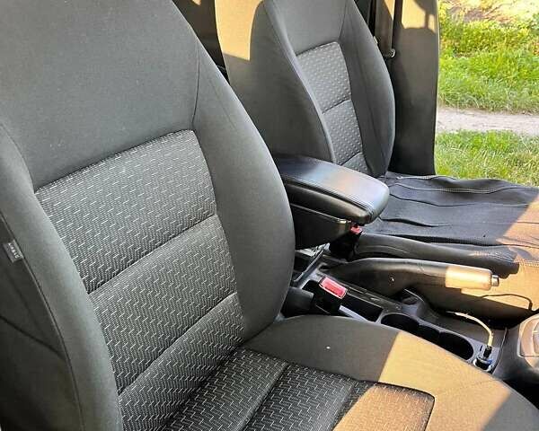 Серый Шкода Октавия, объемом двигателя 1.6 л и пробегом 337 тыс. км за 7500 $, фото 11 на Automoto.ua