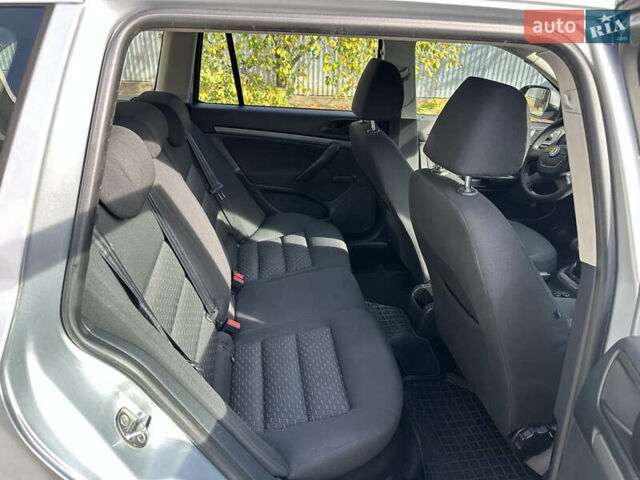 Серый Шкода Октавия, объемом двигателя 1.6 л и пробегом 374 тыс. км за 6600 $, фото 14 на Automoto.ua