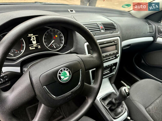 Серый Шкода Октавия, объемом двигателя 1.4 л и пробегом 181 тыс. км за 5999 $, фото 14 на Automoto.ua