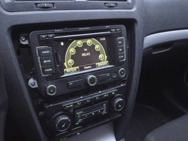 Серый Шкода Октавия, объемом двигателя 1.6 л и пробегом 261 тыс. км за 3500 $, фото 5 на Automoto.ua