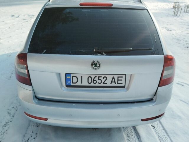 Серый Шкода Октавия, объемом двигателя 0 л и пробегом 236 тыс. км за 6100 $, фото 5 на Automoto.ua