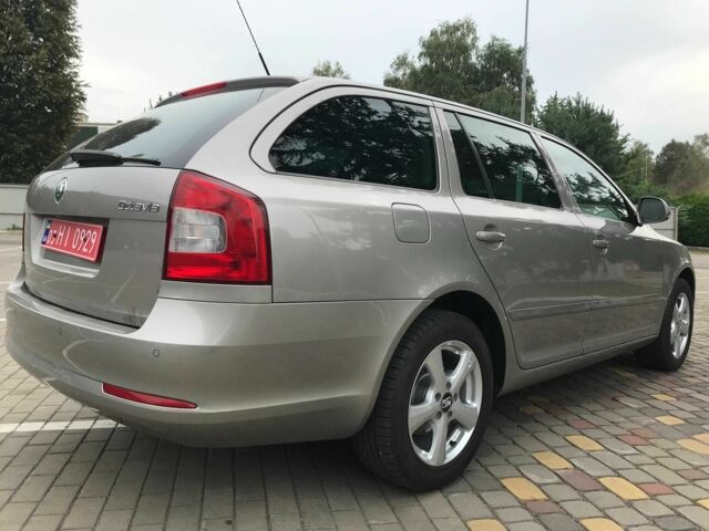 Серый Шкода Октавия, объемом двигателя 0 л и пробегом 187 тыс. км за 7850 $, фото 6 на Automoto.ua