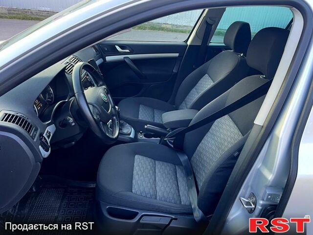 Серый Шкода Октавия, объемом двигателя 1.6 л и пробегом 236 тыс. км за 8999 $, фото 7 на Automoto.ua