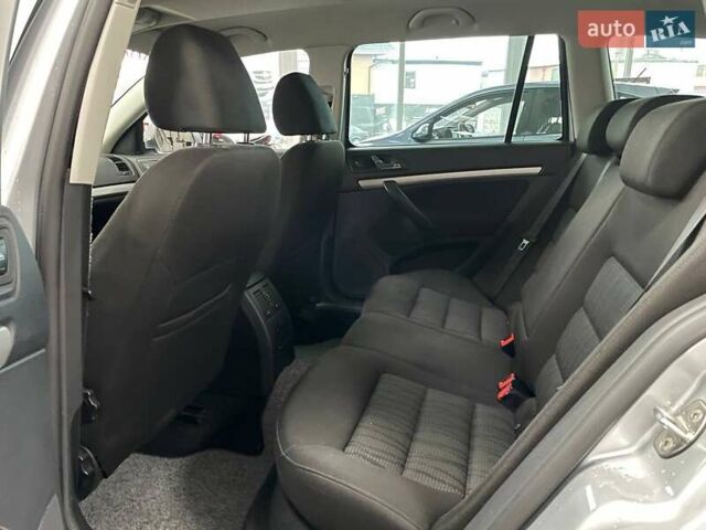 Сірий Шкода Октавія, об'ємом двигуна 1.6 л та пробігом 250 тис. км за 7790 $, фото 28 на Automoto.ua