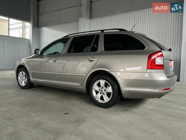 Сірий Шкода Октавія, об'ємом двигуна 1.6 л та пробігом 208 тис. км за 9150 $, фото 10 на Automoto.ua