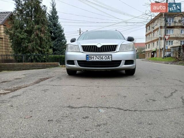 Сірий Шкода Октавія, об'ємом двигуна 1.6 л та пробігом 314 тис. км за 6300 $, фото 3 на Automoto.ua