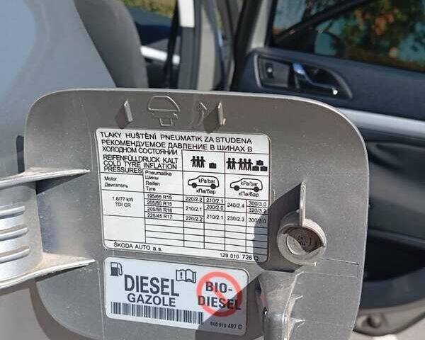 Сірий Шкода Октавія, об'ємом двигуна 1.6 л та пробігом 238 тис. км за 8400 $, фото 2 на Automoto.ua