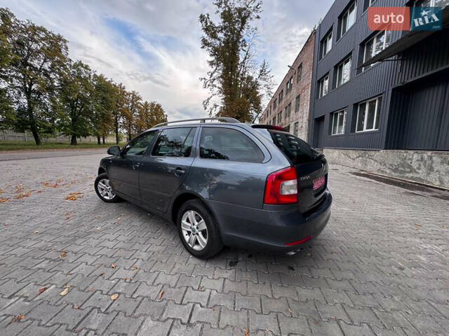 Серый Шкода Октавия, объемом двигателя 1.8 л и пробегом 175 тыс. км за 8700 $, фото 9 на Automoto.ua
