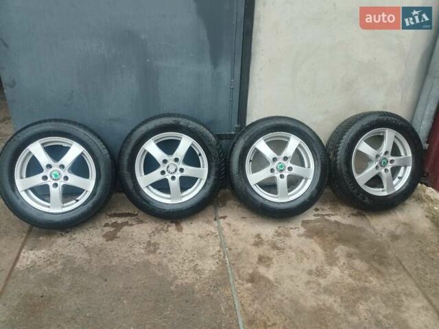 Серый Шкода Октавия, объемом двигателя 1.6 л и пробегом 326 тыс. км за 5500 $, фото 15 на Automoto.ua