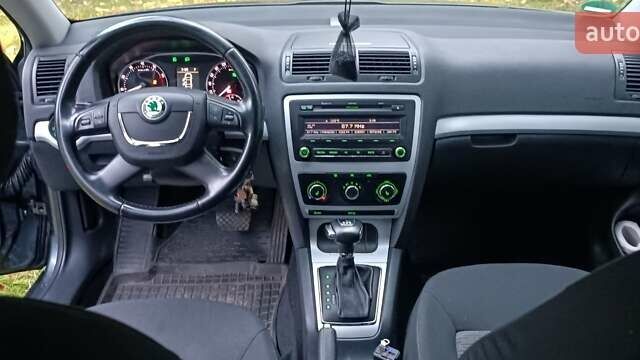 Сірий Шкода Октавія, об'ємом двигуна 1.4 л та пробігом 227 тис. км за 7800 $, фото 6 на Automoto.ua