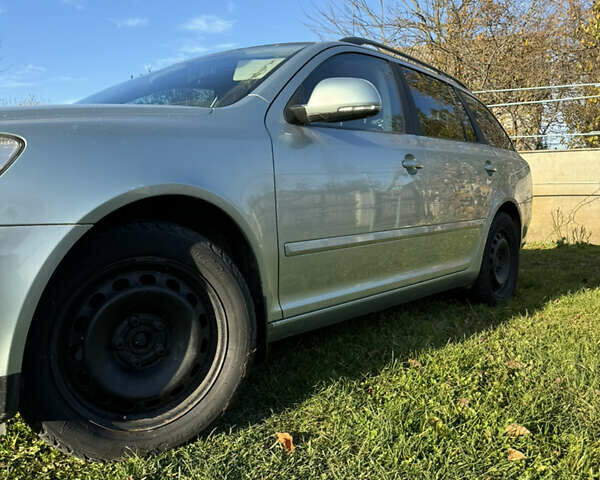 Серый Шкода Октавия, объемом двигателя 1.6 л и пробегом 311 тыс. км за 6400 $, фото 11 на Automoto.ua