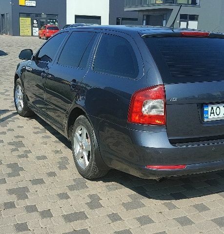 Сірий Шкода Октавія, об'ємом двигуна 1.6 л та пробігом 315 тис. км за 6800 $, фото 5 на Automoto.ua