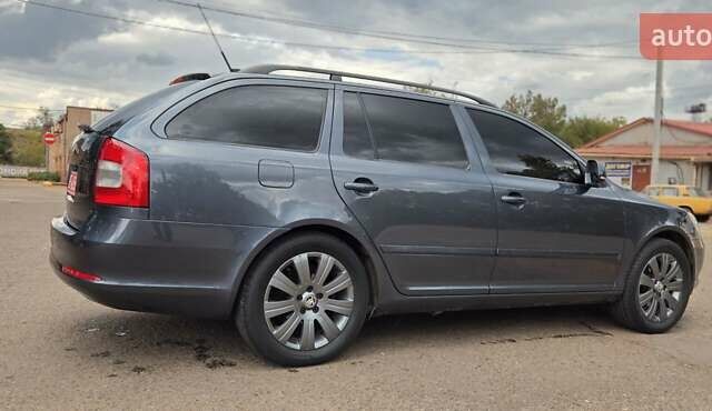 Сірий Шкода Октавія, об'ємом двигуна 1.6 л та пробігом 195 тис. км за 10000 $, фото 6 на Automoto.ua