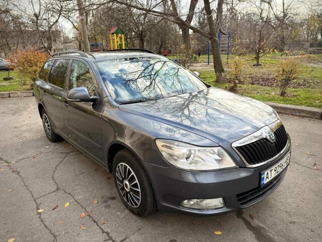 Сірий Шкода Октавія, об'ємом двигуна 1.6 л та пробігом 228 тис. км за 7900 $, фото 4 на Automoto.ua