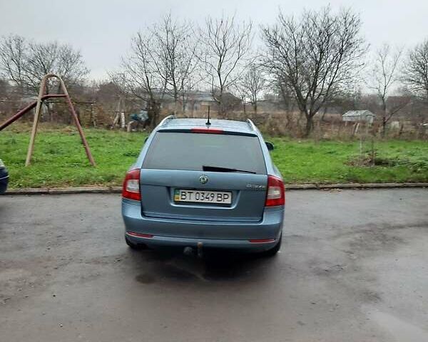Серый Шкода Октавия, объемом двигателя 1.2 л и пробегом 209 тыс. км за 6800 $, фото 3 на Automoto.ua