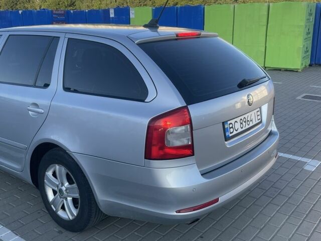 Сірий Шкода Октавія, об'ємом двигуна 1.6 л та пробігом 295 тис. км за 7800 $, фото 6 на Automoto.ua