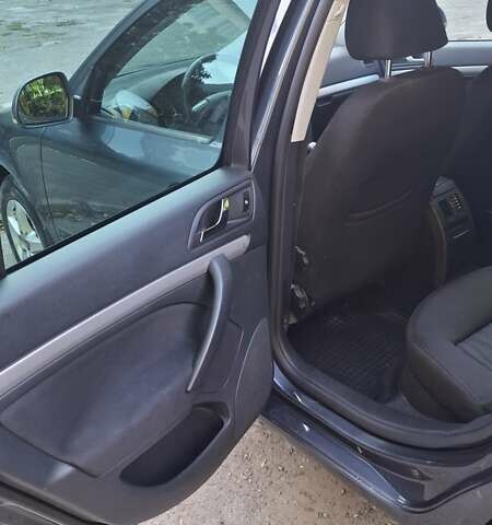 Сірий Шкода Октавія, об'ємом двигуна 1.6 л та пробігом 254 тис. км за 6900 $, фото 9 на Automoto.ua