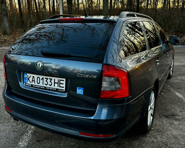 Серый Шкода Октавия, объемом двигателя 1.99 л и пробегом 270 тыс. км за 9000 $, фото 7 на Automoto.ua