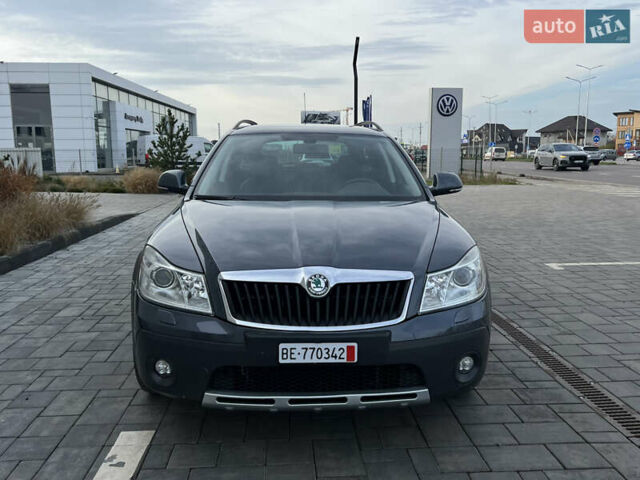 Серый Шкода Октавия, объемом двигателя 2 л и пробегом 211 тыс. км за 12950 $, фото 3 на Automoto.ua