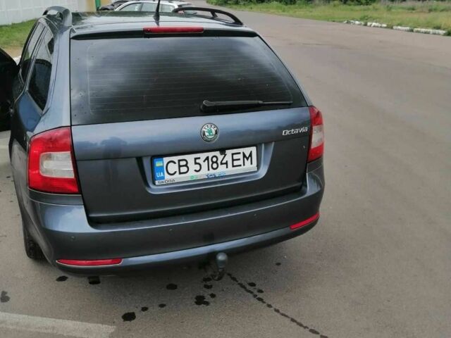 Сірий Шкода Октавія, об'ємом двигуна 1.2 л та пробігом 220 тис. км за 7500 $, фото 4 на Automoto.ua