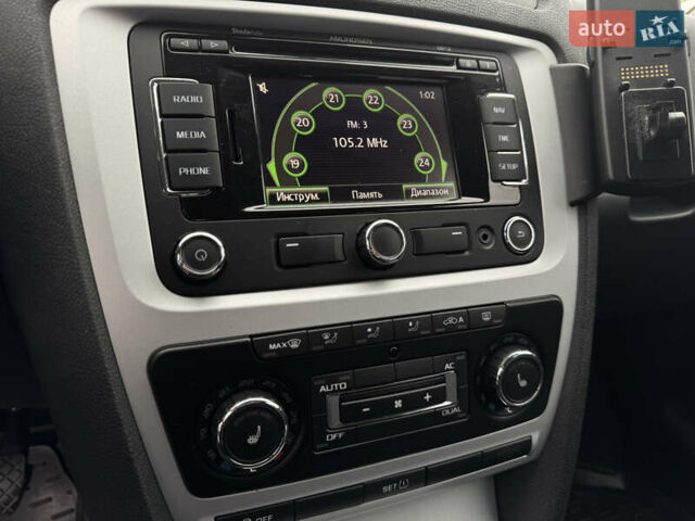 Серый Шкода Октавия, объемом двигателя 1.6 л и пробегом 236 тыс. км за 9900 $, фото 20 на Automoto.ua