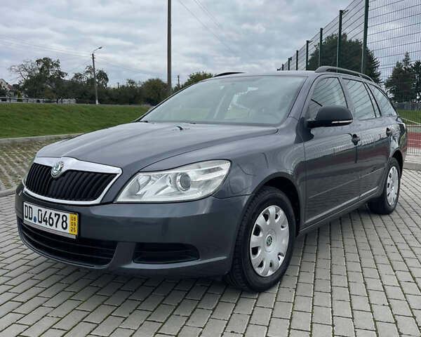 Сірий Шкода Октавія, об'ємом двигуна 1.39 л та пробігом 175 тис. км за 7900 $, фото 1 на Automoto.ua