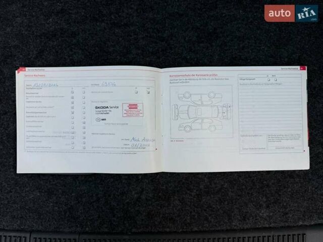 Серый Шкода Октавия, объемом двигателя 0 л и пробегом 177 тыс. км за 11850 $, фото 71 на Automoto.ua