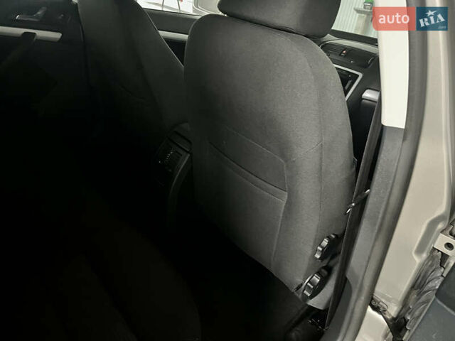 Сірий Шкода Октавія, об'ємом двигуна 1.6 л та пробігом 208 тис. км за 9150 $, фото 60 на Automoto.ua