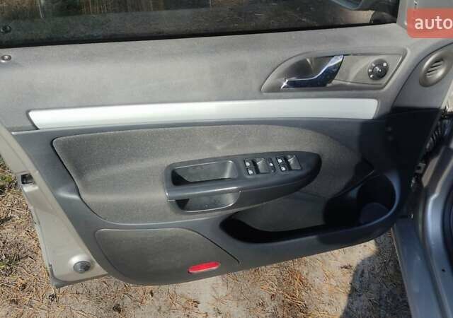 Серый Шкода Октавия, объемом двигателя 1.6 л и пробегом 264 тыс. км за 6999 $, фото 26 на Automoto.ua