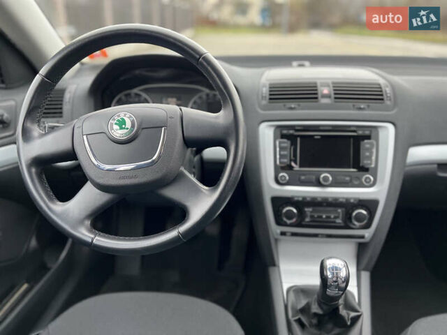 Сірий Шкода Октавія, об'ємом двигуна 1.4 л та пробігом 154 тис. км за 7600 $, фото 10 на Automoto.ua