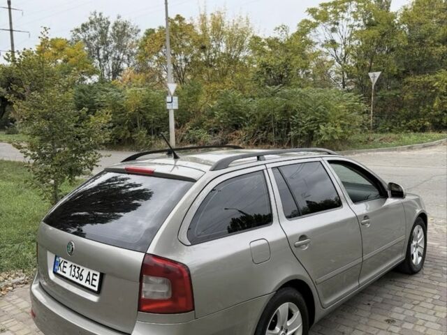 Серый Шкода Октавия, объемом двигателя 1.6 л и пробегом 250 тыс. км за 4400 $, фото 3 на Automoto.ua