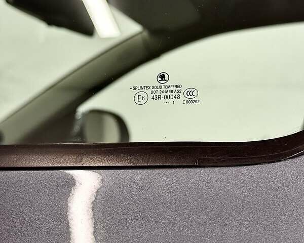 Серый Шкода Октавия, объемом двигателя 2 л и пробегом 217 тыс. км за 10750 $, фото 36 на Automoto.ua